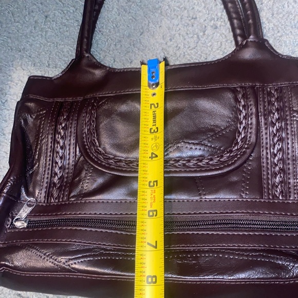 Brown leather handbag ( umbrella is no longer available with bag) ** - Picture 14 of 16